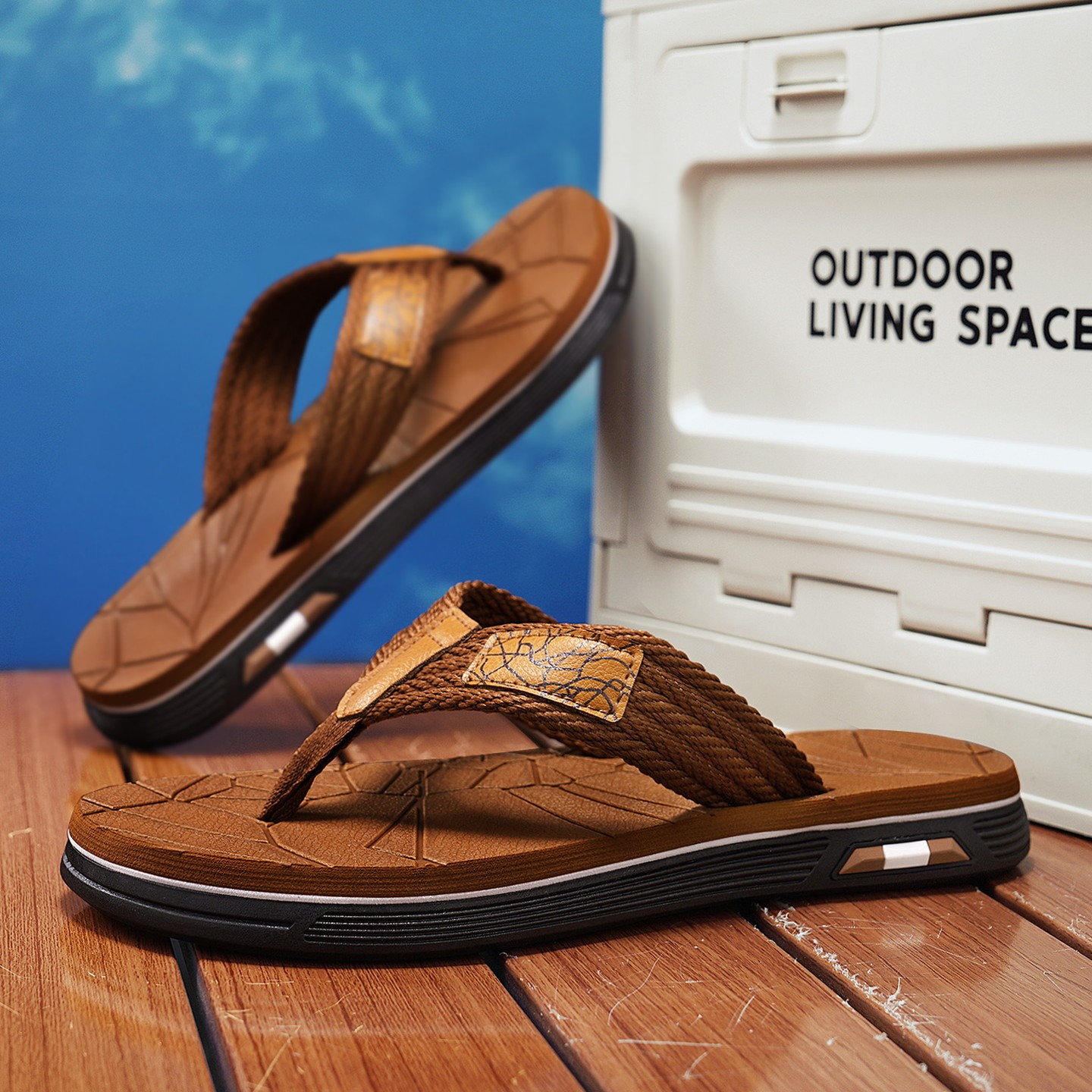 Home Outdoor Bathroom - รองเท้าแตะแบบสวมสำหรับผู้ชาย ใส่ได้ทั้งในบ้านและนอกบ้าน กันลื่น เหมาะสำหรับชายหาด แฟชั่นใหม่ นุ่มสบาย